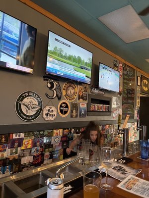 The Bat Cave Gastro Pub: A Review of Good and Bad