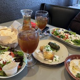 Cedars Cafe: A Delicious Fusion of Middle Eastern and Mediterranean Cuisine