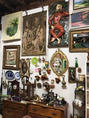 Grant Antique Mall Highwayman Gallery