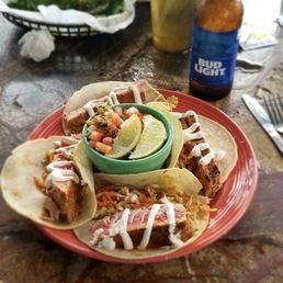 Grills Riverside Seafood Deck  Tiki Bar: A Delightful Dining Experience