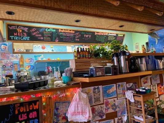 Mels Tiki Cafe - Indialantic, FL: A Tropical Delight