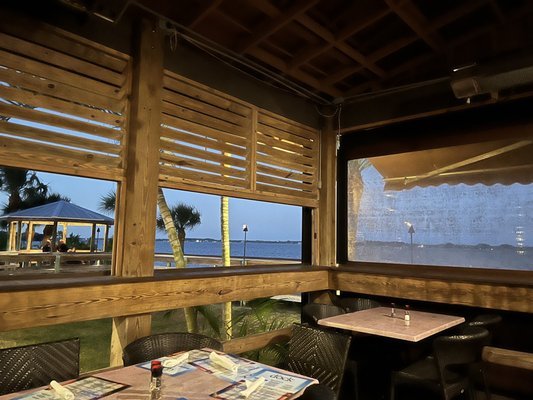 River Rocks Dining Dockside - Seafood and American Cuisine in Rockledge, FL