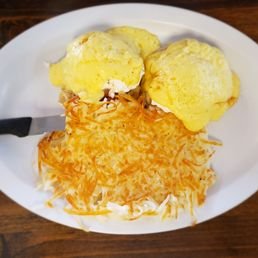 The Country Barn Cafe in Melbourne, FL: A Delightful Breakfast  Brunch Spot