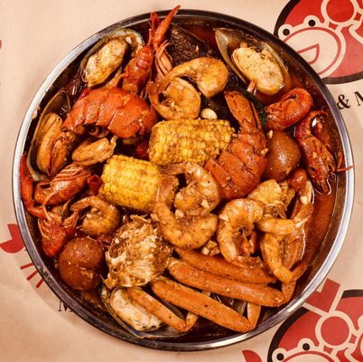 Mr.  Mrs. Crab - A Seafood Lovers Paradise in Melbourne, FL