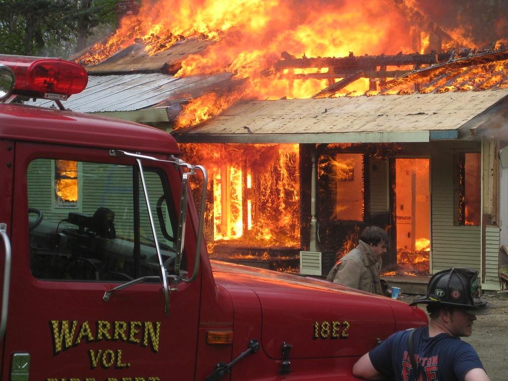 Impact of⁢ Recent House Fire on Palm Bay Community⁢ Resilience