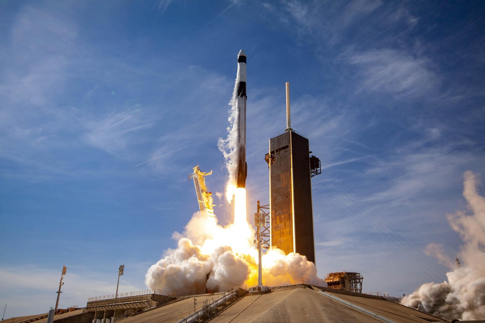Viewing Tips: Best ​Practices for Witnessing the Falcon 9 ⁣Liftoff