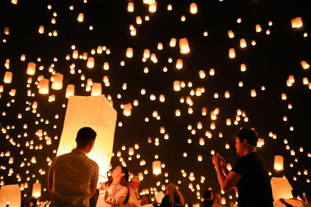 Unique Experiences: Exploring Local Traditions​ and Seasonal Activities