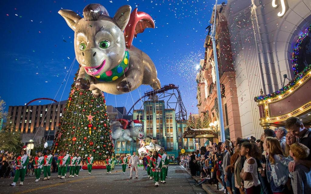 Recommendations for Attendees:​ Making the Most of the Holiday Parade