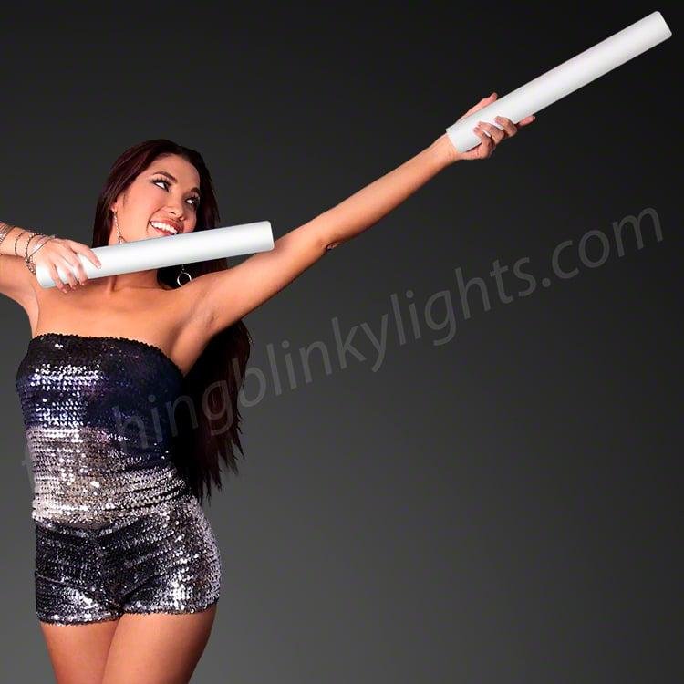 Illuminated Cheer: A Visual Journey Through Festive Boat Designs