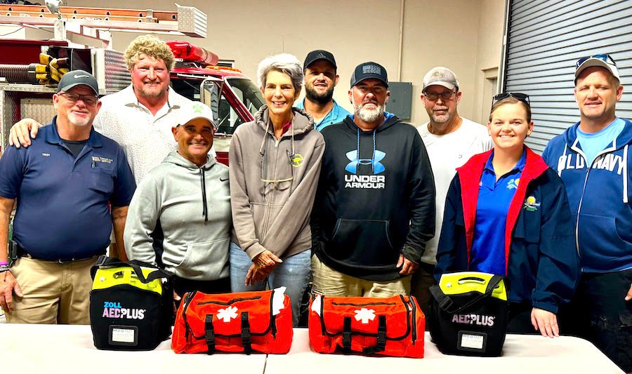 Medfast Urgent Care Donates Life-Saving Medical Equipment to Green Turtle Cay Volunteer Fire & Rescue Department