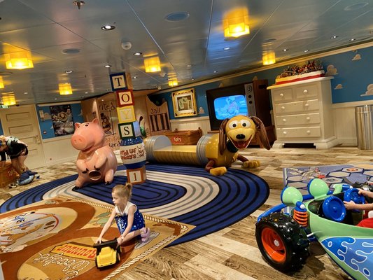 Disney Fantasy: A Magical Amusement Park Experience