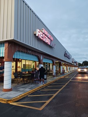 That Little Restaurant - A Hidden Gem in Melbourne, FL