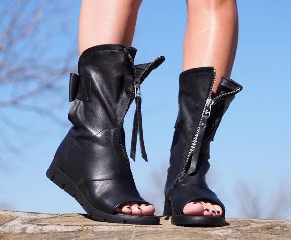 Get Your Boots On! Free Line Dance Lessons on Thirsty Thursdays at Hurricane Creek in Downtown Melbourne