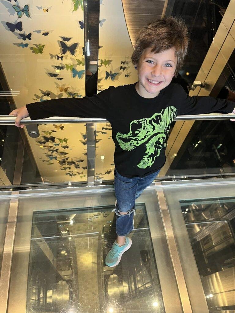 WATCH: Viv Sleeth’s 3rd Annual Lemonade Stand Event Attracts Huge Crowd in Rockledge