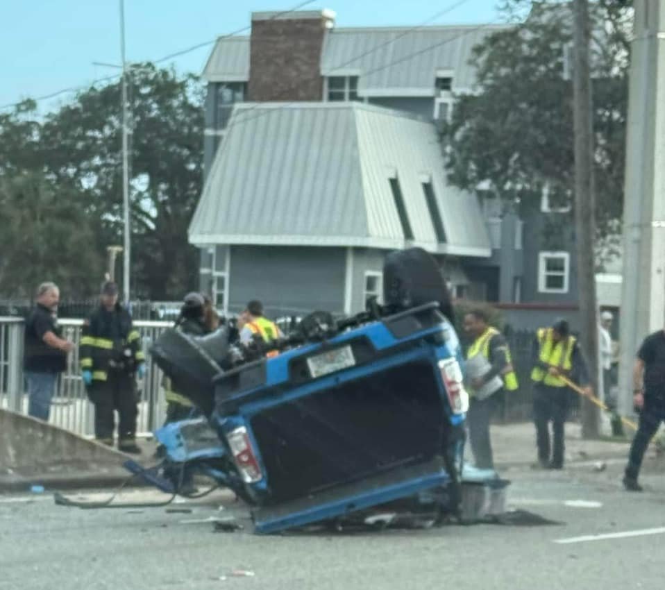 Sarno and US1. Traffic bring diverted.