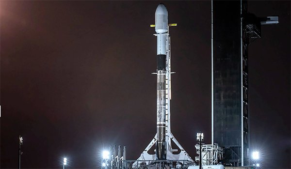 SpaceX Falcon 9 Ready to Launch Thuraya 4 Satellite Tonight from Cape Canaveral