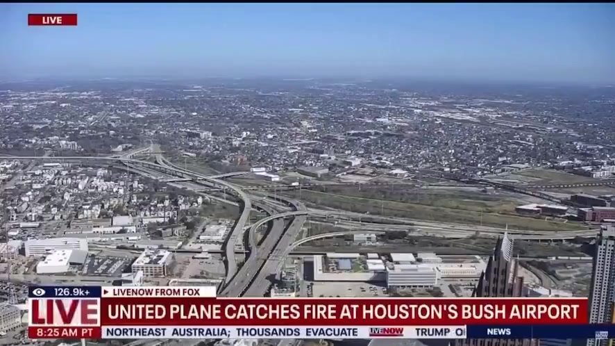 🚨A United Airlines flight from IAH airport in Houston to LaGuardia airport in New York caught fire during takeoff this...