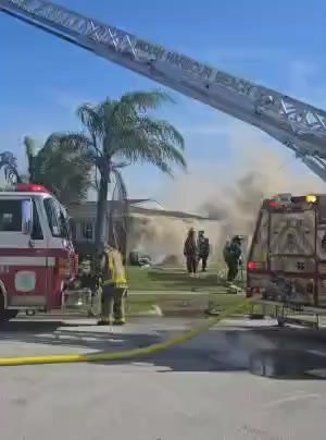 🔥🚨HOUSE FIRE in INDIAN HARBOUR BEACH The home is located on Golden Beach Blvd