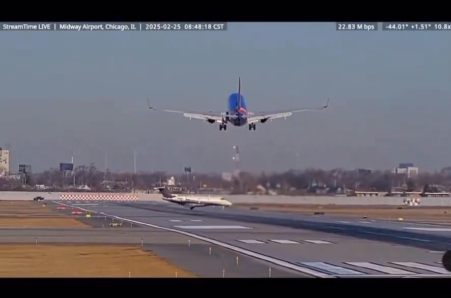 🚨BREAKING: SOUTHWEST PLANE NEARLY COLLIDES WITH A PRIVATE JET WHILE LANDING IN CHICAGO