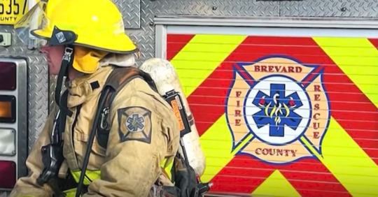 Sorry, something went wrong.