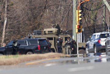 🚨BREAKING: Reports of shots fired at CIA Headquarters. Police and SWAT have the building surrounded.