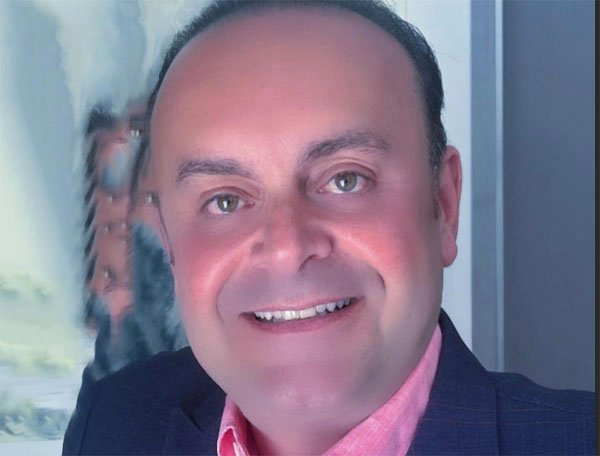 Dr. Konstantinos Zarkadas Unveils Scholarship for Future Doctors: A Nationwide Initiative to Support Tomorrow’s Medical Leaders