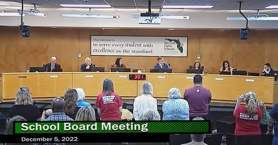 Sorry, something went wrong.