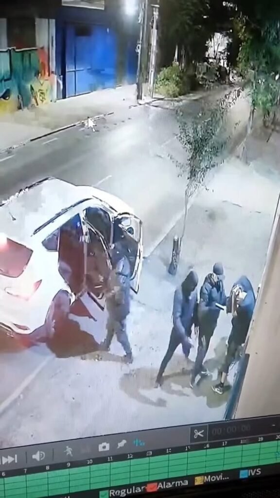 🚨 WATCH OUT: "Jugging" Robberies on the Rise 🚨 A dangerous crime trend called "jugging" is making its way through comm...