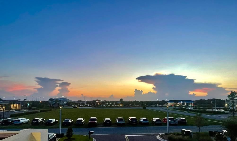 Anyone else good a good shot of the sunset?