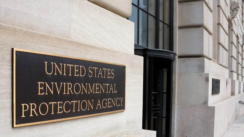 🚨 BREAKING: EPA to Eliminate Scientific Research Division, Raising Alarms for Florida’s Environment 🚨 The Environmenta...