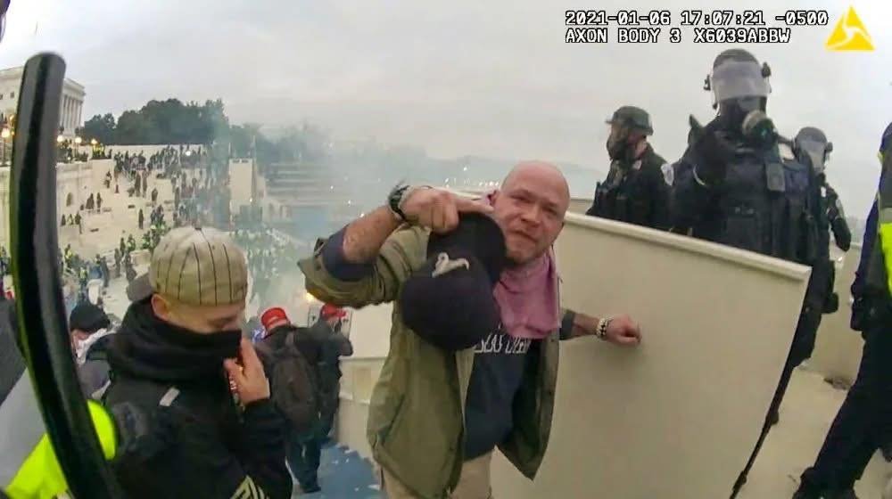 🚨 Breaking News: Pardoned Jan 6 Rioter Faces Child Molestation Charges, Allegedly Tried to Use Nonexistent Jan. 6 Payou...