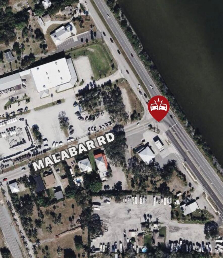 Bad accident US1 North. Witnesses report one entrapped person. One closed lane.