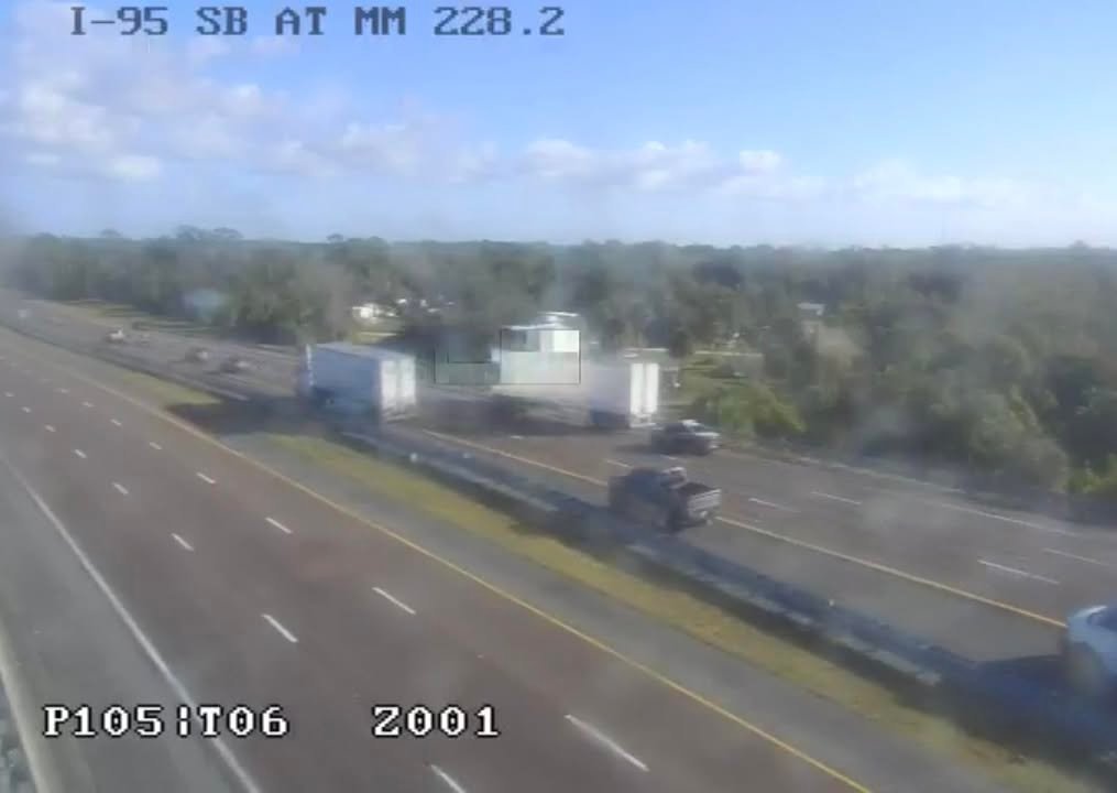 Semi accident 95 north at mm227 blocking traffic