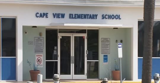 Sorry, something went wrong.