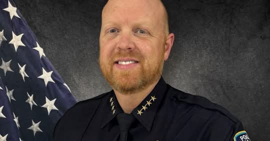 Sorry, something went wrong.