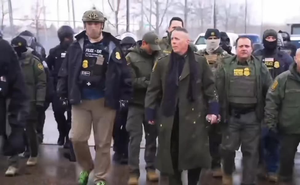 ICE chief Greg Bovino marching through Minneapolis today drawing criticism for his choice of attire.