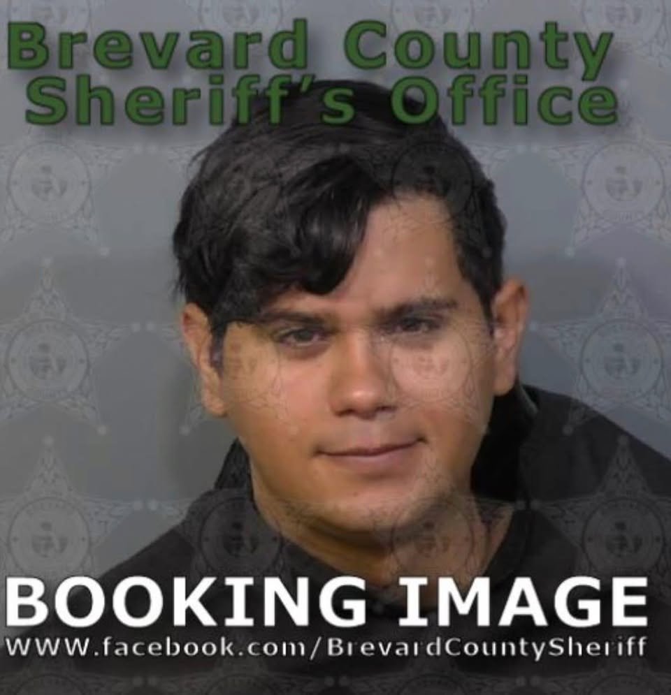 SUSPECTED TD BANK ROBBER LEAVES I.D. ON COUNTER, GETS PIZZA NEXT DOOR Palm Bay police say a man,  Wilbert Nieves robbed...