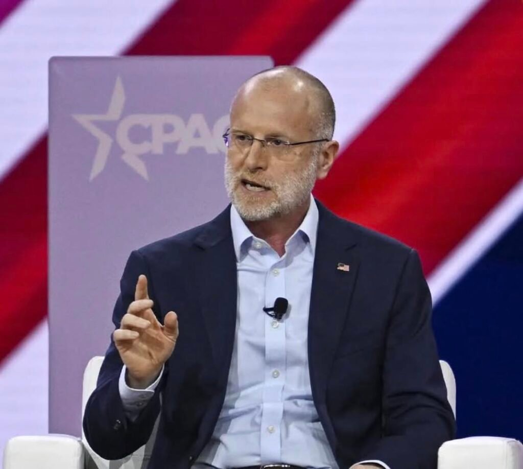 🇺🇸 FCC Chair pushes for broadcasters to air the Pledge of Allegiance every morning The Federal Communications Commissi...