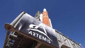 Artemis II launch | Live updates, team coverage from Florida's coast