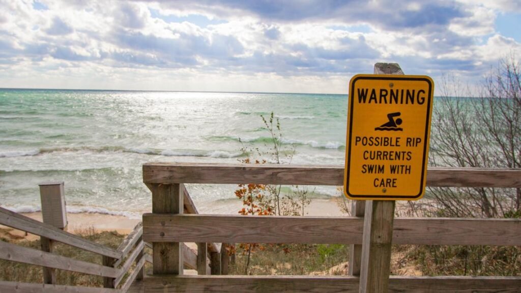 Florida rip current claims 2 lives: What to do if you get caught in one