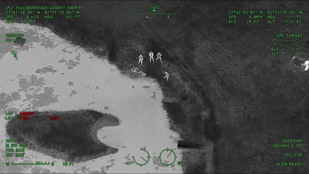 🚨Suspect Arrested After Fleeing Into Pond🚨 On May 29, 2026, at 12:01 a.m., HCSO's Aviation Unit responded to assist pa...