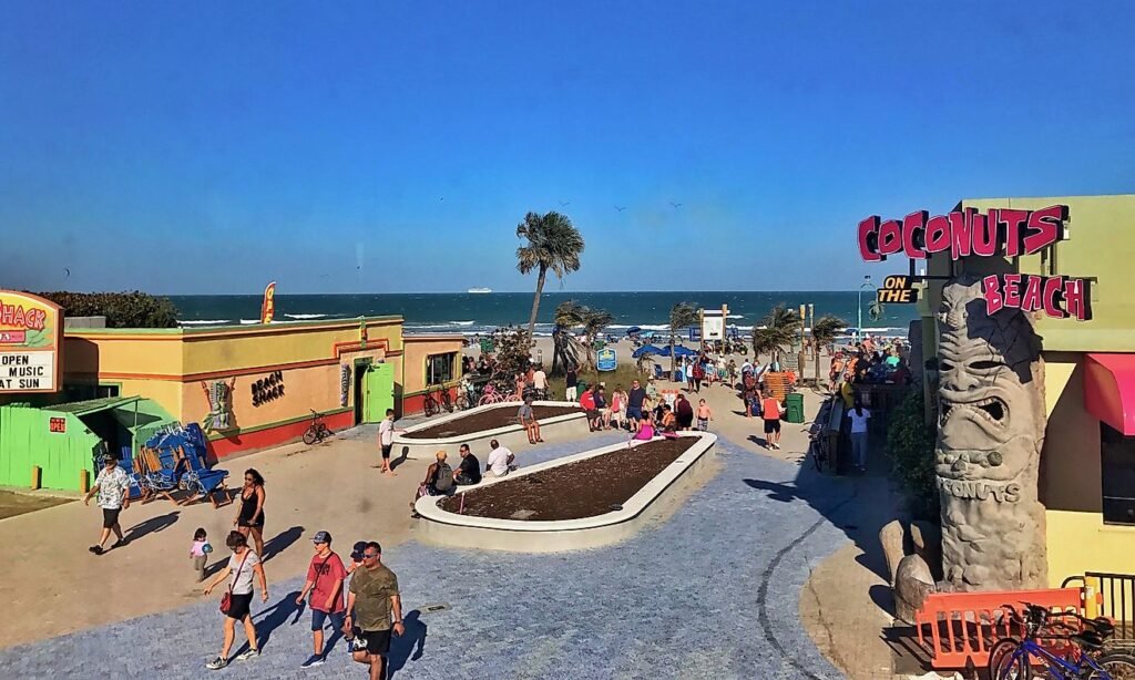 12 Small Towns Getaways On The Atlantic Coast For Retirees